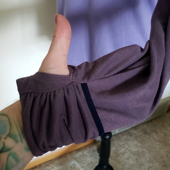 Nike Dri-fit running shirt - Picture 5 of 13